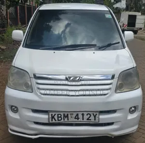 Toyota Noah 2003 White