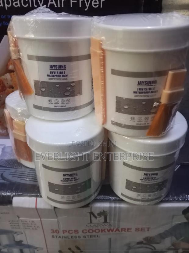 Strong Sealant Glue