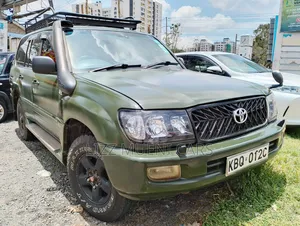Toyota Land Cruiser 1998 Green