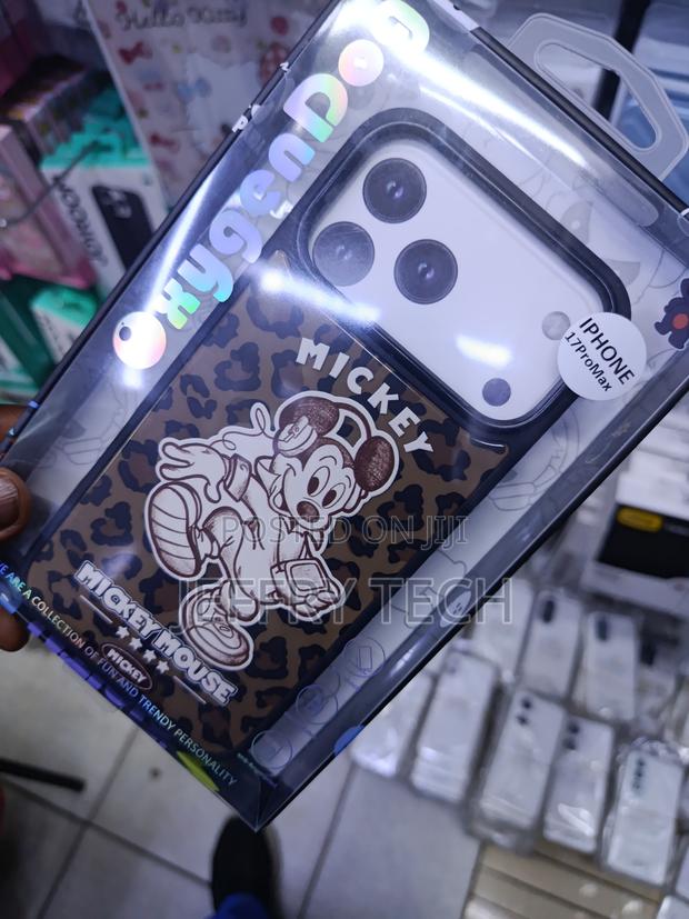 Mickey Mouse Camo Rugged Protective Case for iPhone 17 Pro Max - thumbnail 2