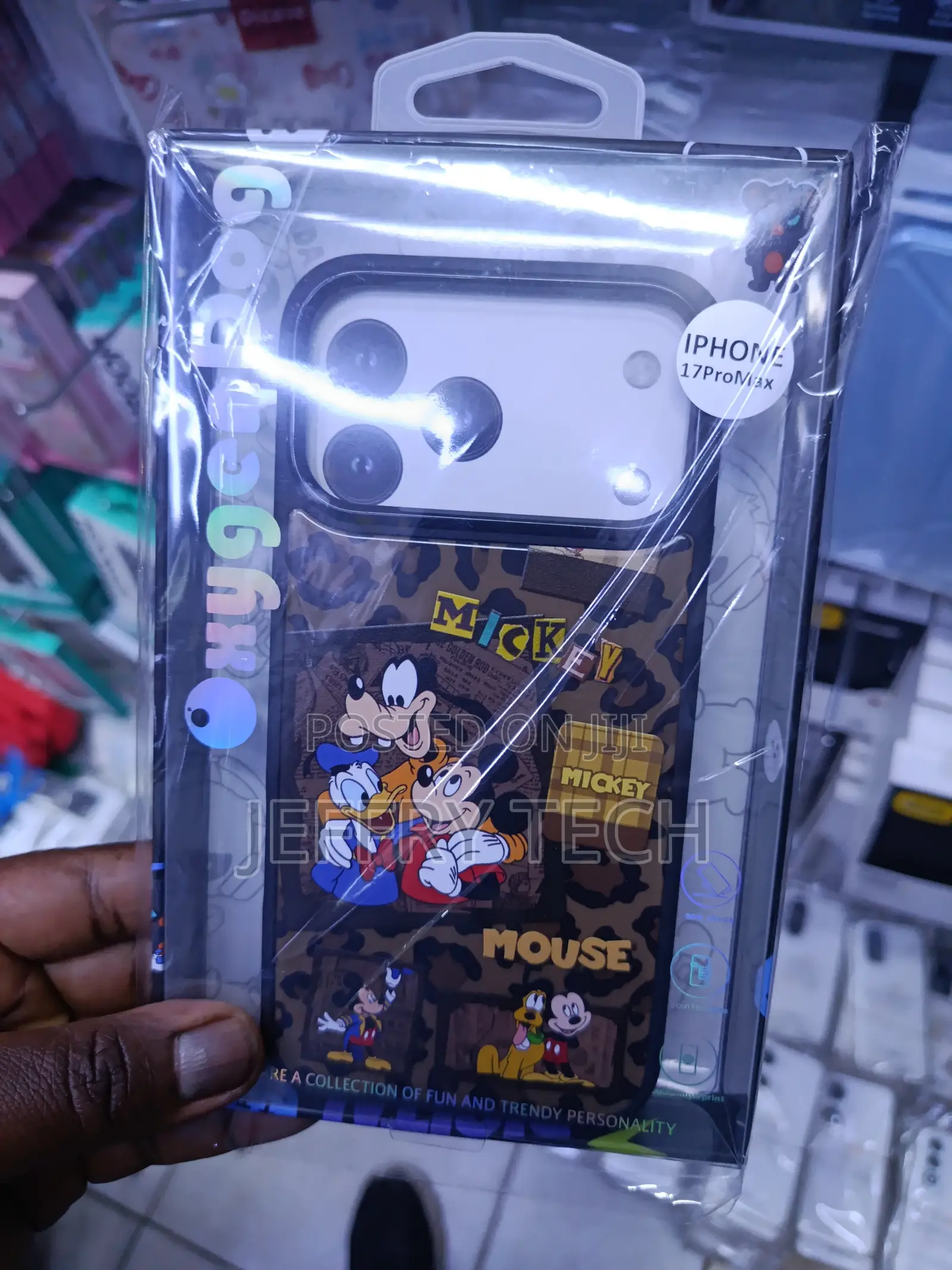 Mickey Mouse Classic Friends Camo Case for iPhone 17 Pro Max