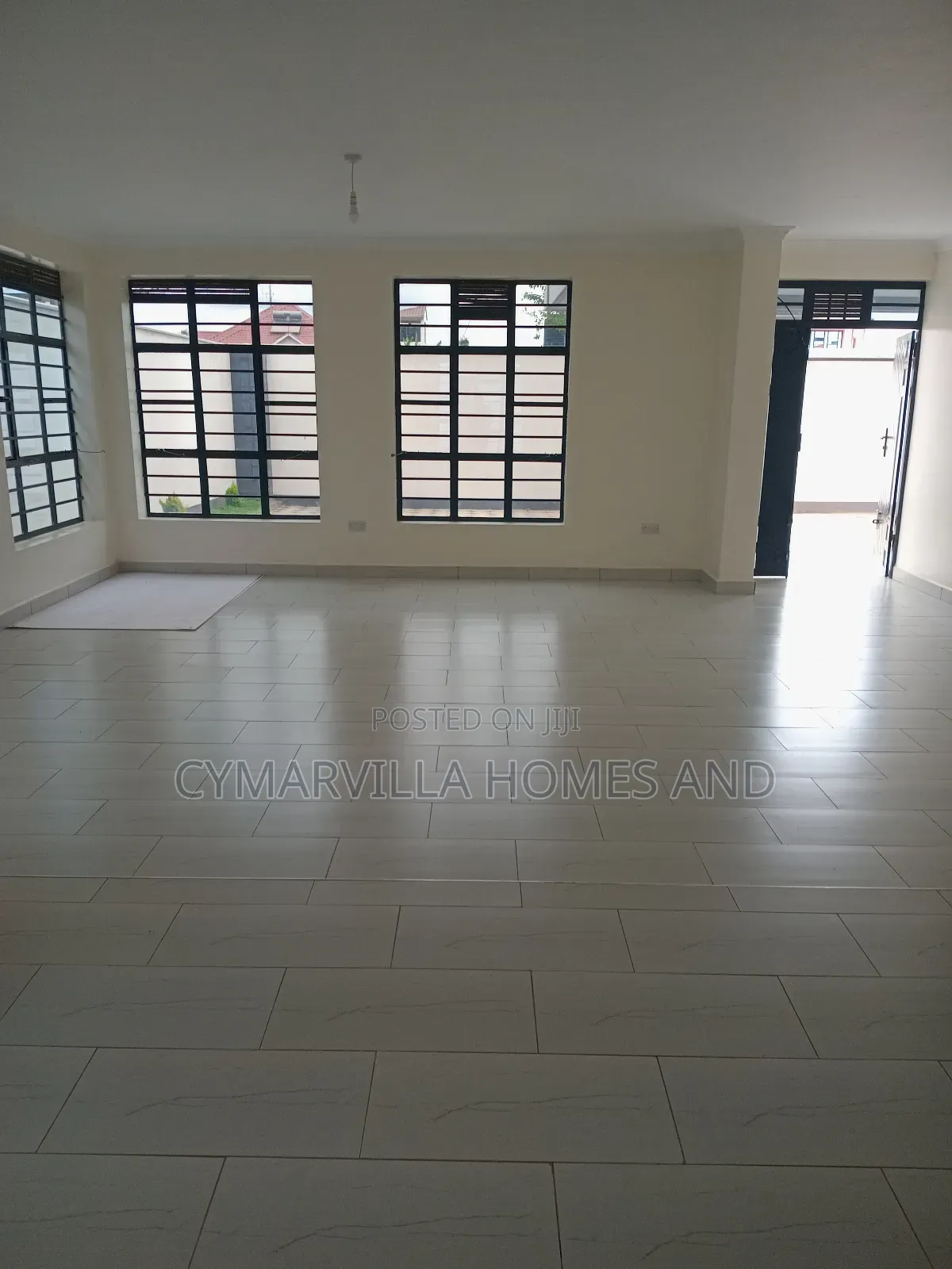 4bdrm Maisonette in Landless, Riverside Estate for sale