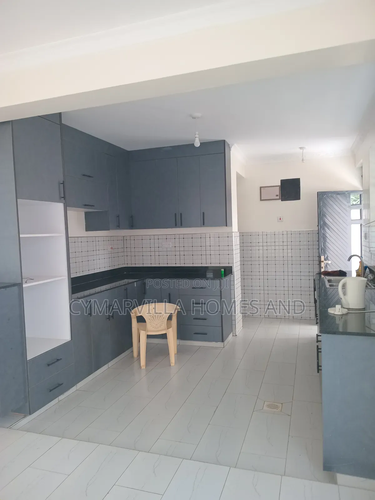 4bdrm Maisonette in Landless, Riverside Estate for sale