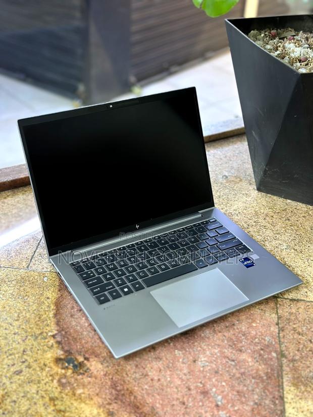 Laptop HP ZBook Firefly 14 G10 16GB Intel Core i7 SSD 512GB - main view