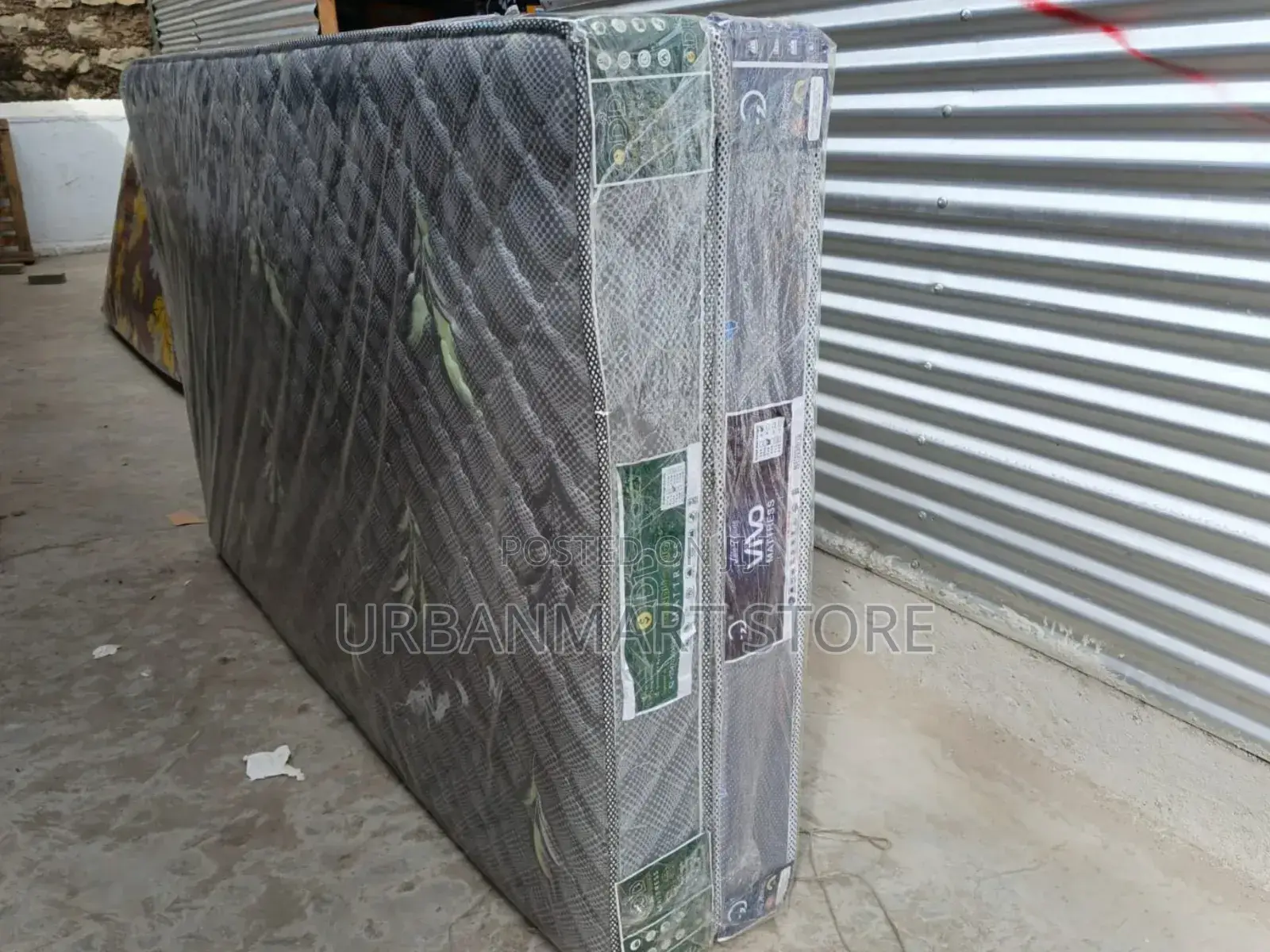 Vivo 4x6 6-Inch High Density Foam Mattress