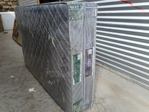 Vivo 4x6 6-Inch High Density Foam Mattress