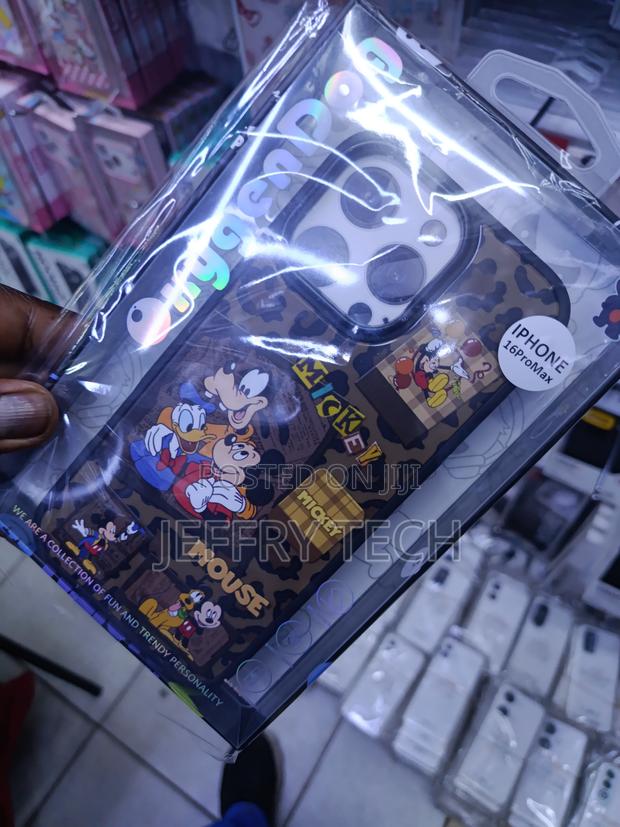 Bitsy Mickey Mouse Classic Friends Camo Rugged for iPhone 16 Pro Max - thumbnail 2