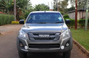 Isuzu D-MAX 2023 Silver