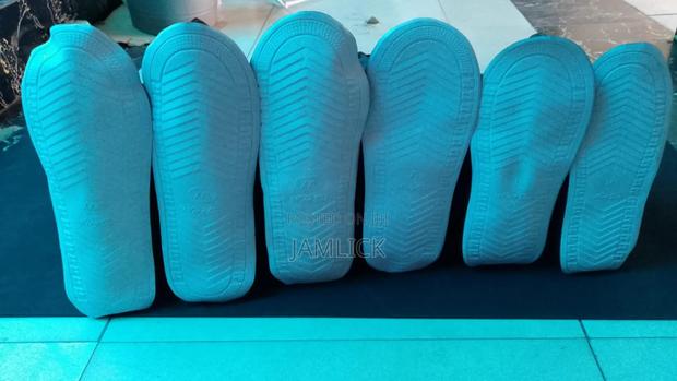 Portable Foldable Reusable Waterproof Cover Boots -pm - thumbnail 2