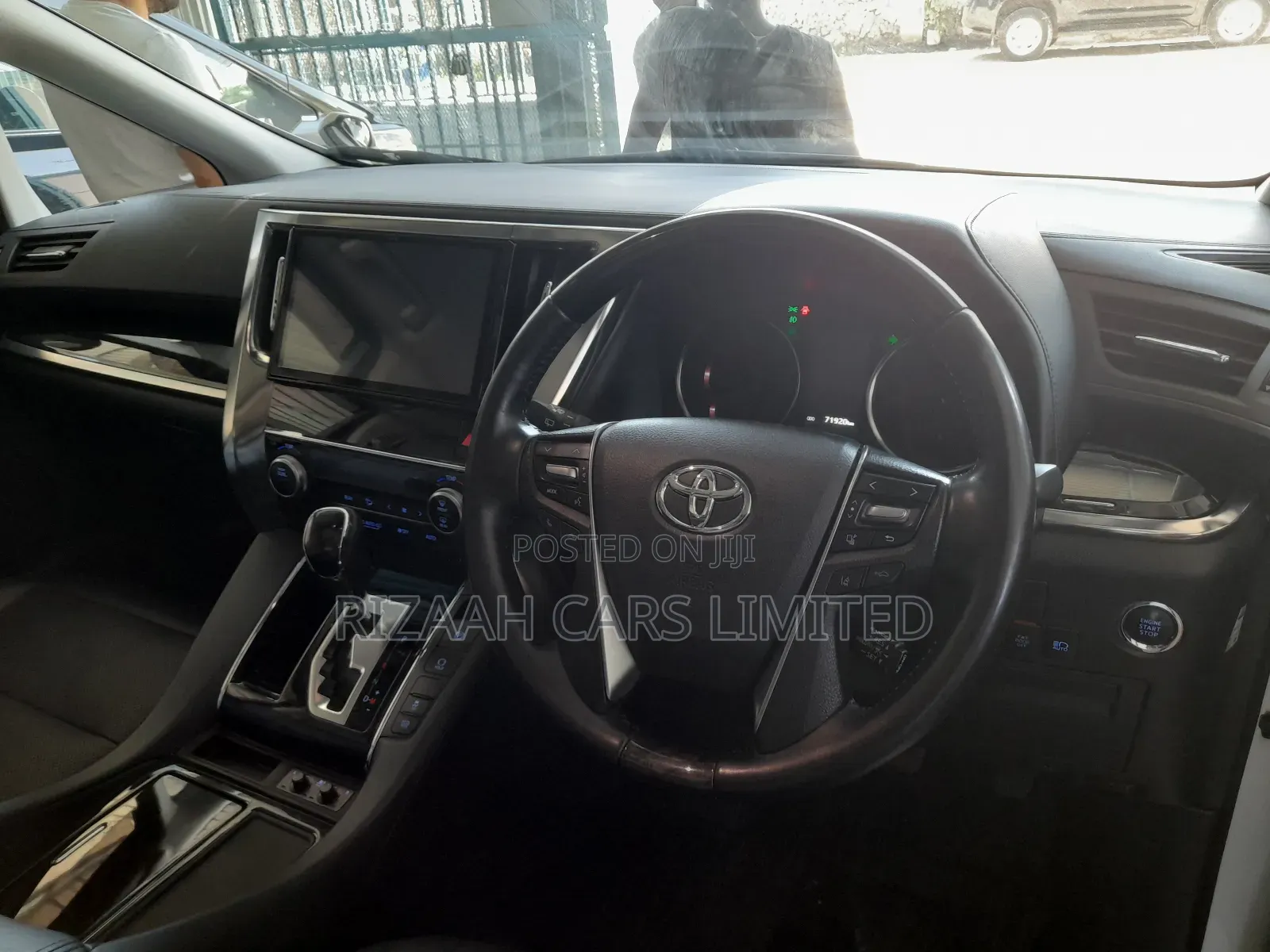 Toyota Alphard 2.5 Petrol AWD 2019 White