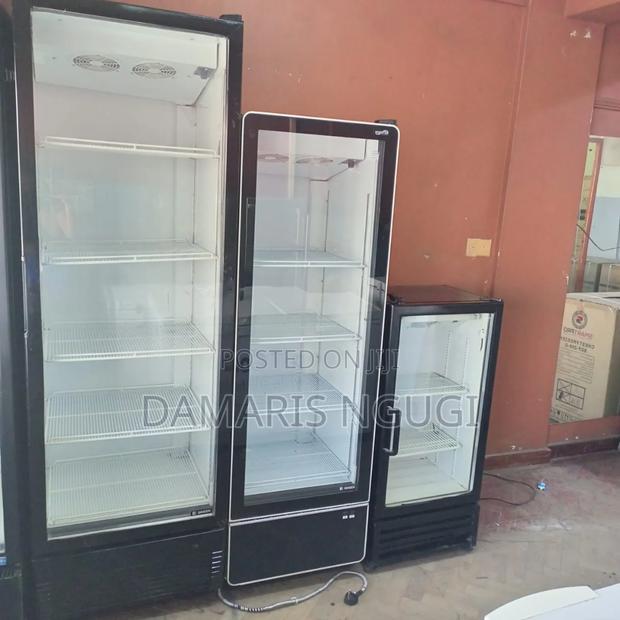 Small Mini Display Fridge (100litres) - main view