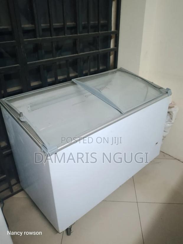 350litres Display Freezer