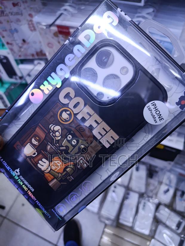 Ilsen Coffee Robot Barista Graphic iPhone 16 Pro Max Cartoonish Case - thumbnail 2