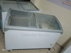 Super Clean Display Freezer