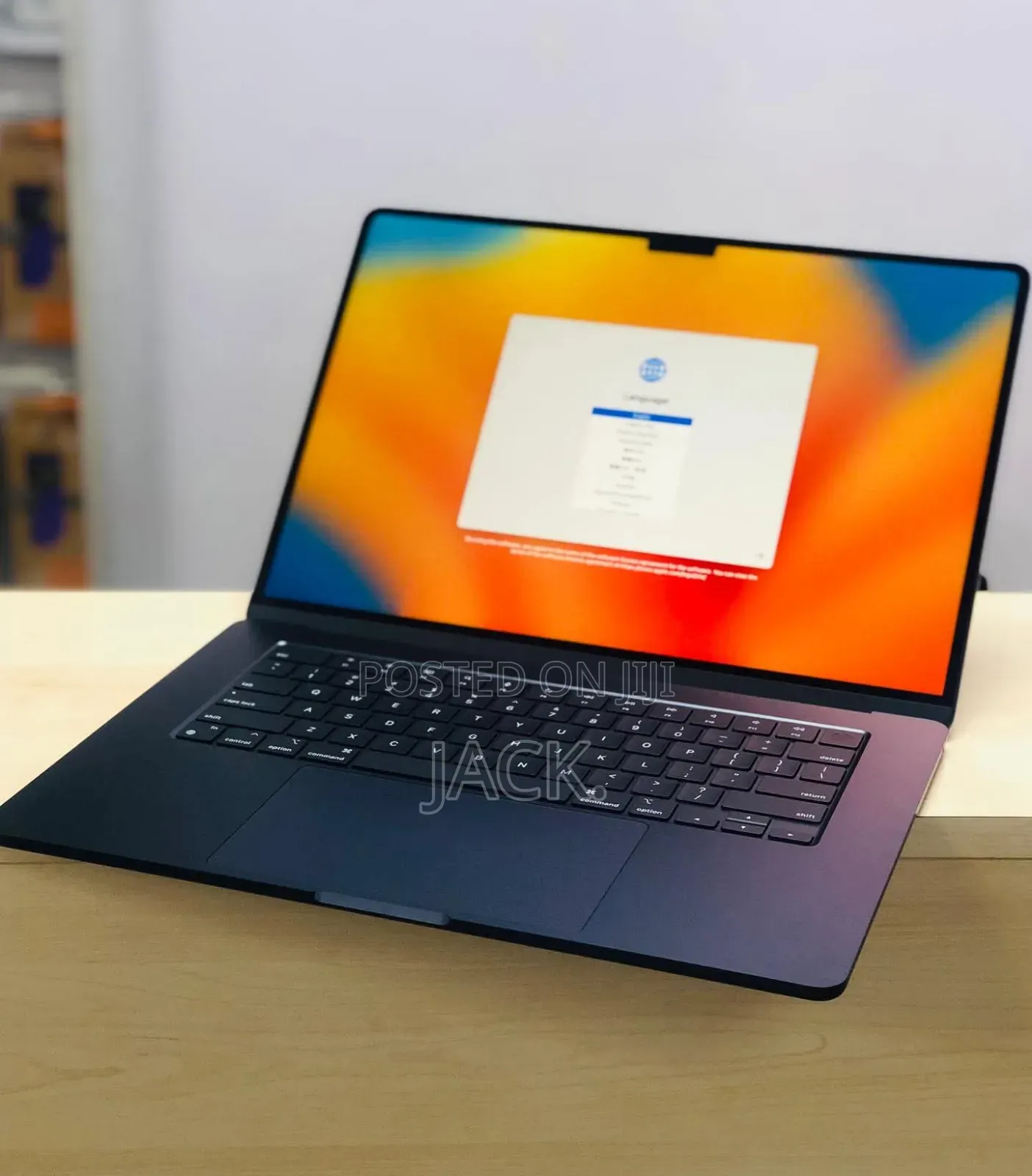 Laptop Apple MacBook Air 2024 M3 15-inch 16GB Apple M3 SSD 256GB