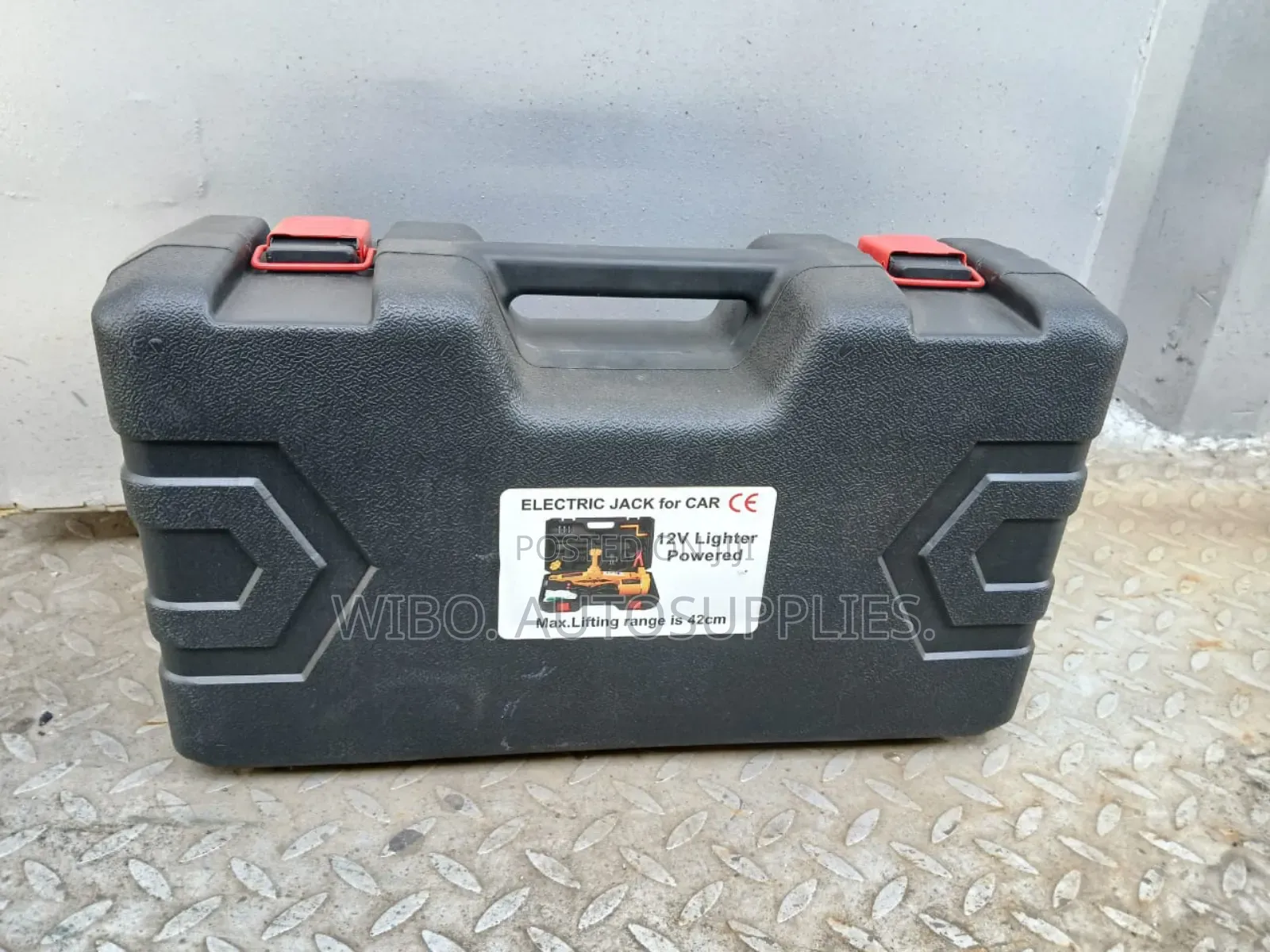 3 Tonnes Electric Scissor Car Jack.