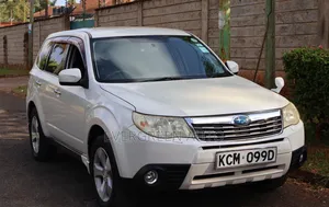 Subaru Forester 2.5X Automatic 2010 White