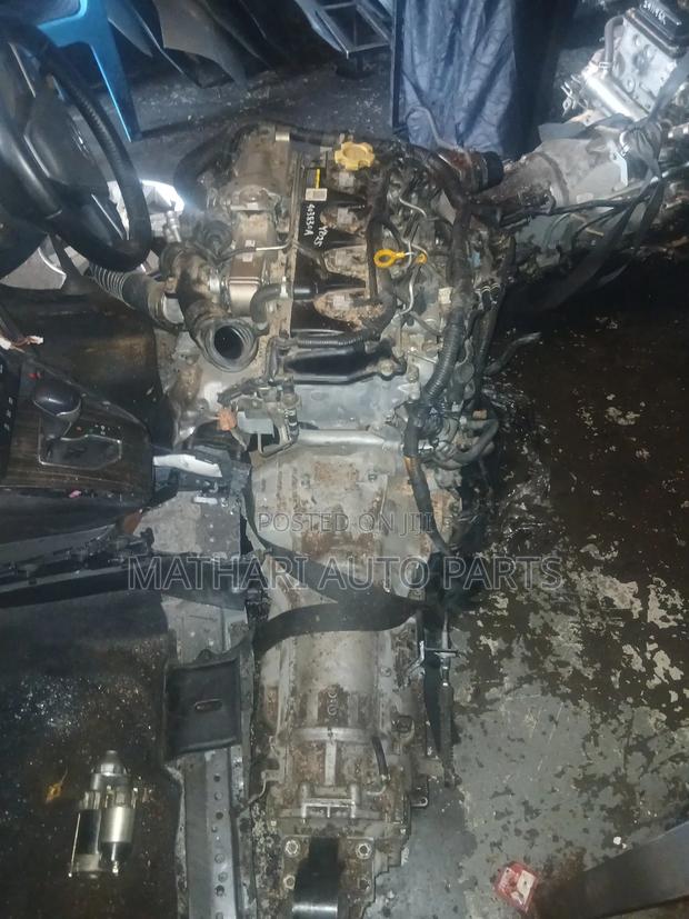 Nissan Yd25 Engine With Gearbox Original Ex-Japan - main view