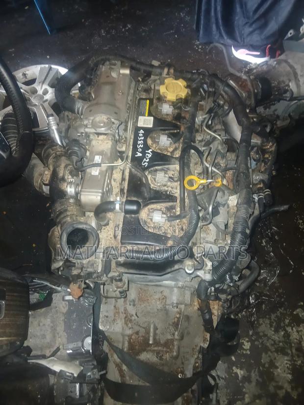 Nissan Yd25 Engine With Gearbox Original Ex-Japan - thumbnail 2