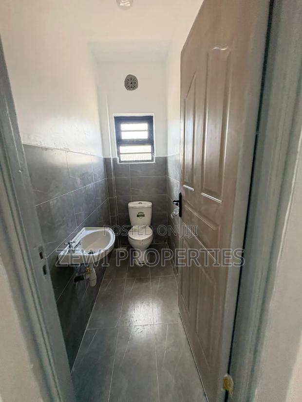 3bdrm Bungalow in Oluulua for sale - thumbnail 7