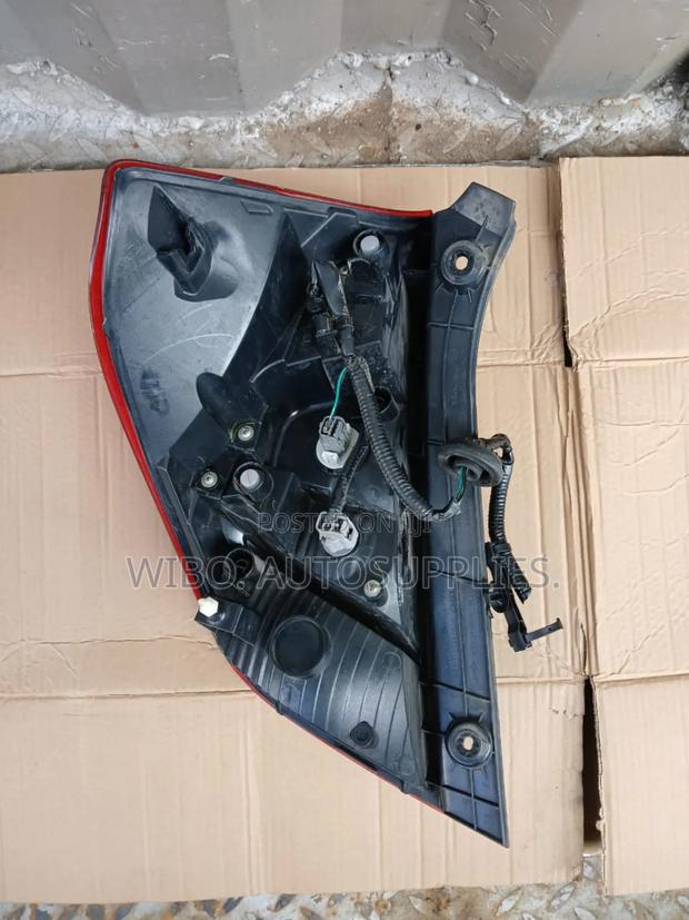 Honda Fit 2013 Onwards Taillight - thumbnail 2