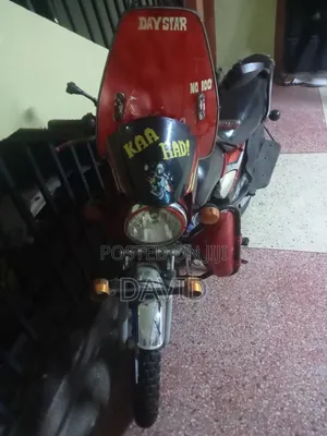 TVS HLX Plus ES 2020 Red