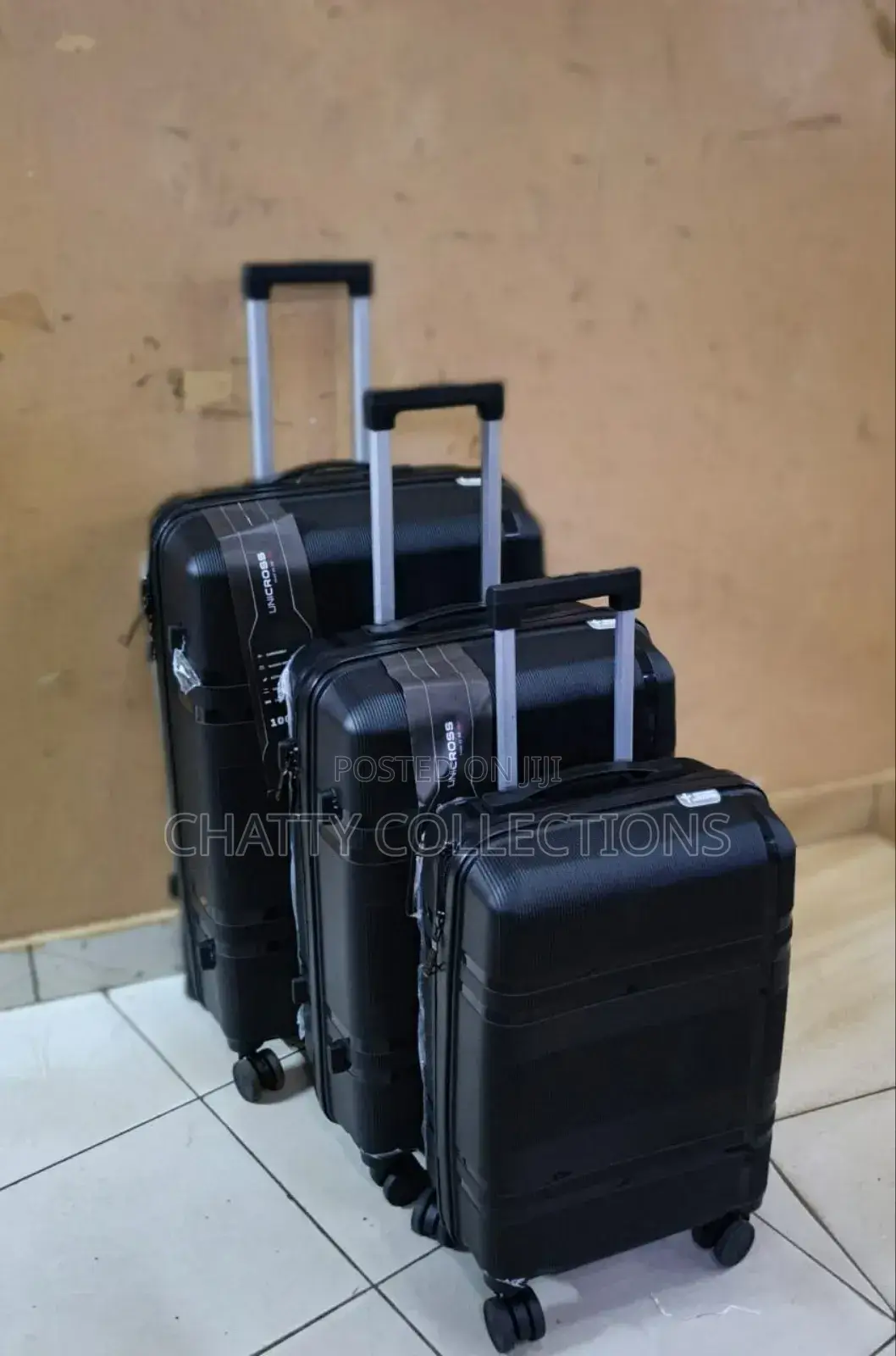 Black 3 in 1 Unbreakable Rubber Pp Suitcases Size 3