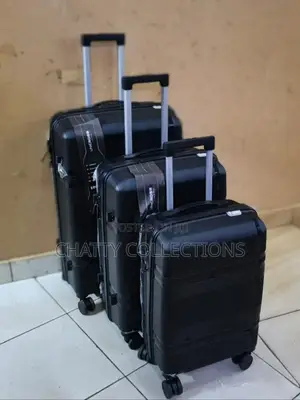 Black 3 in 1 Unbreakable Rubber Pp Suitcases Size 3