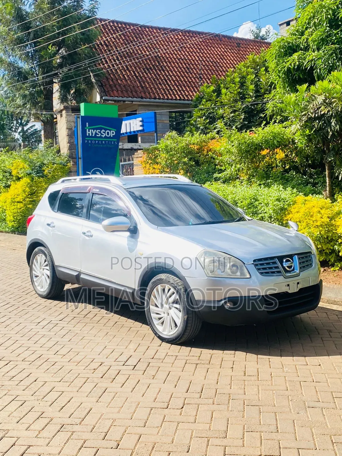 Nissan Dualis 2012 Silver