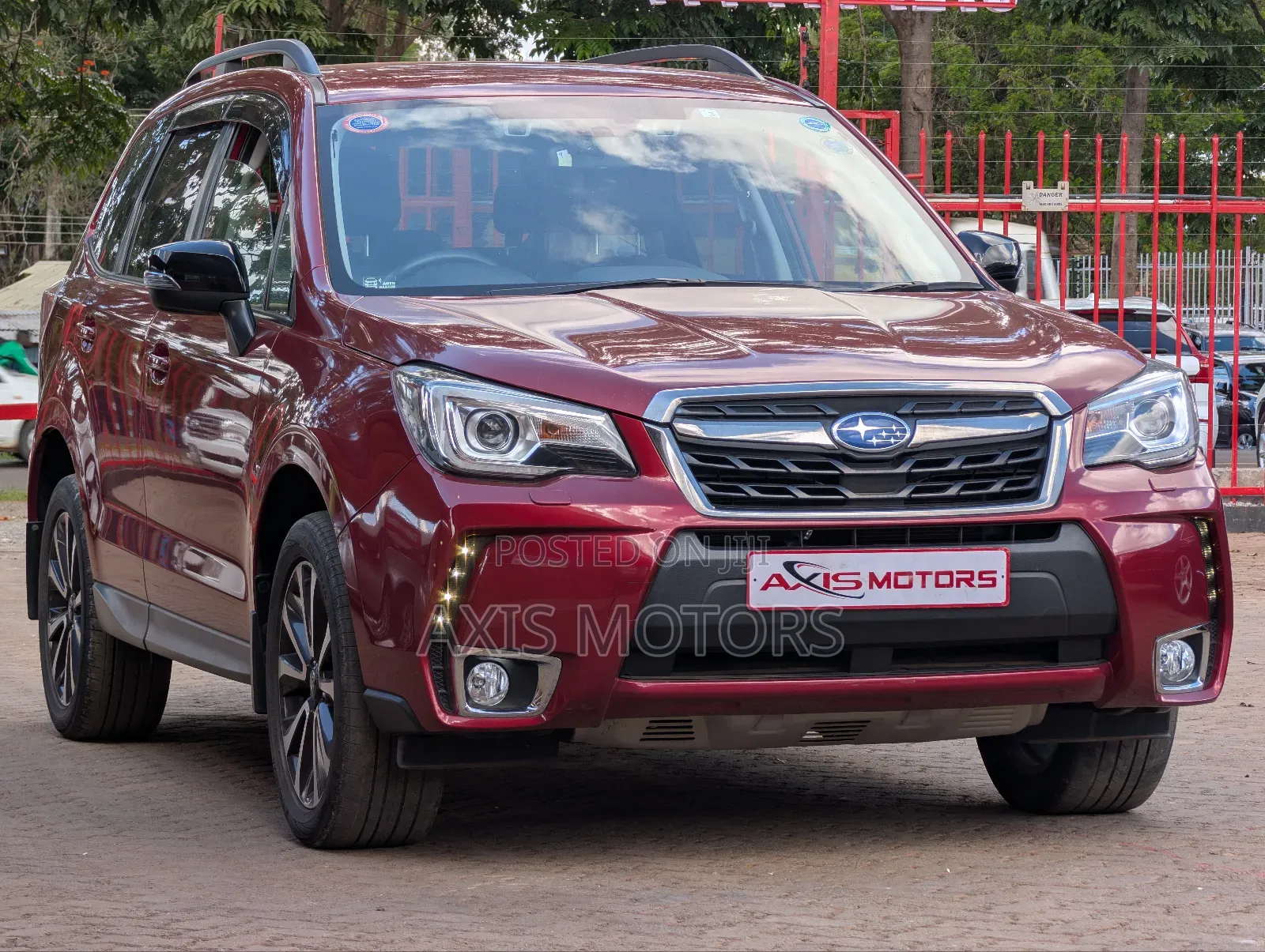 Subaru Forester 2.0XT Touring AWD 2018 Maroon