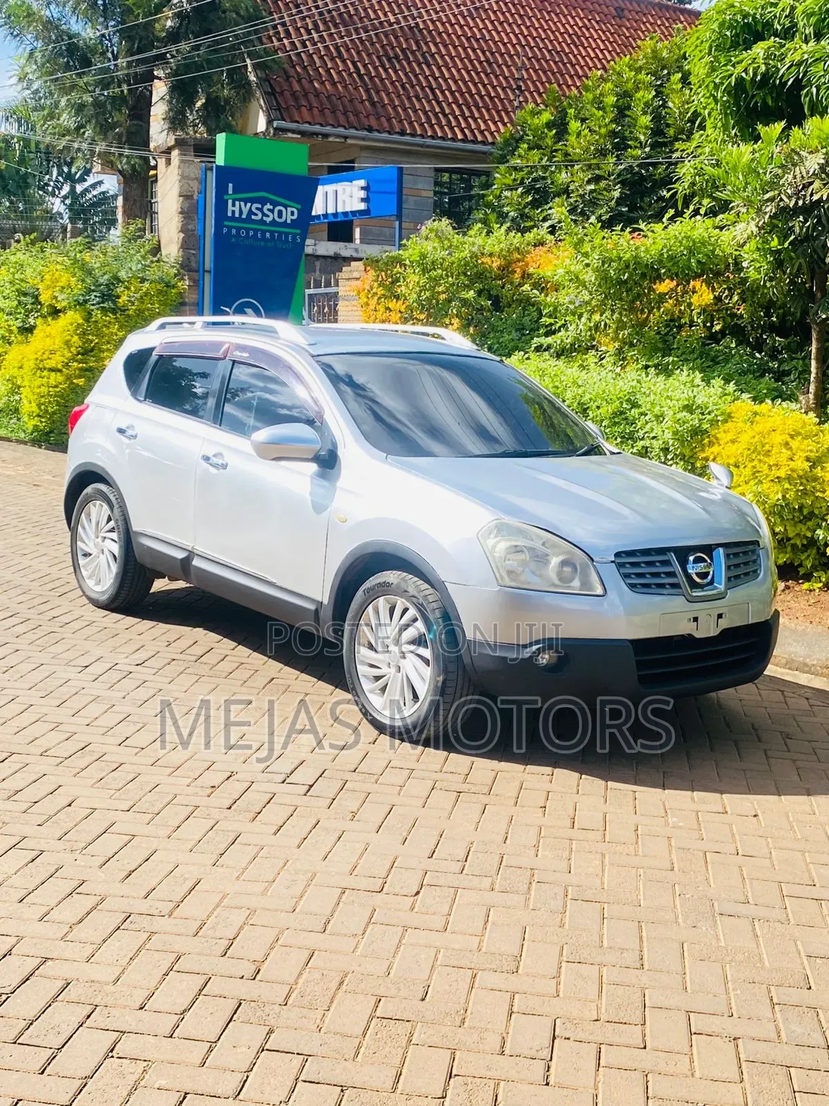 Nissan Dualis 2012 Silver