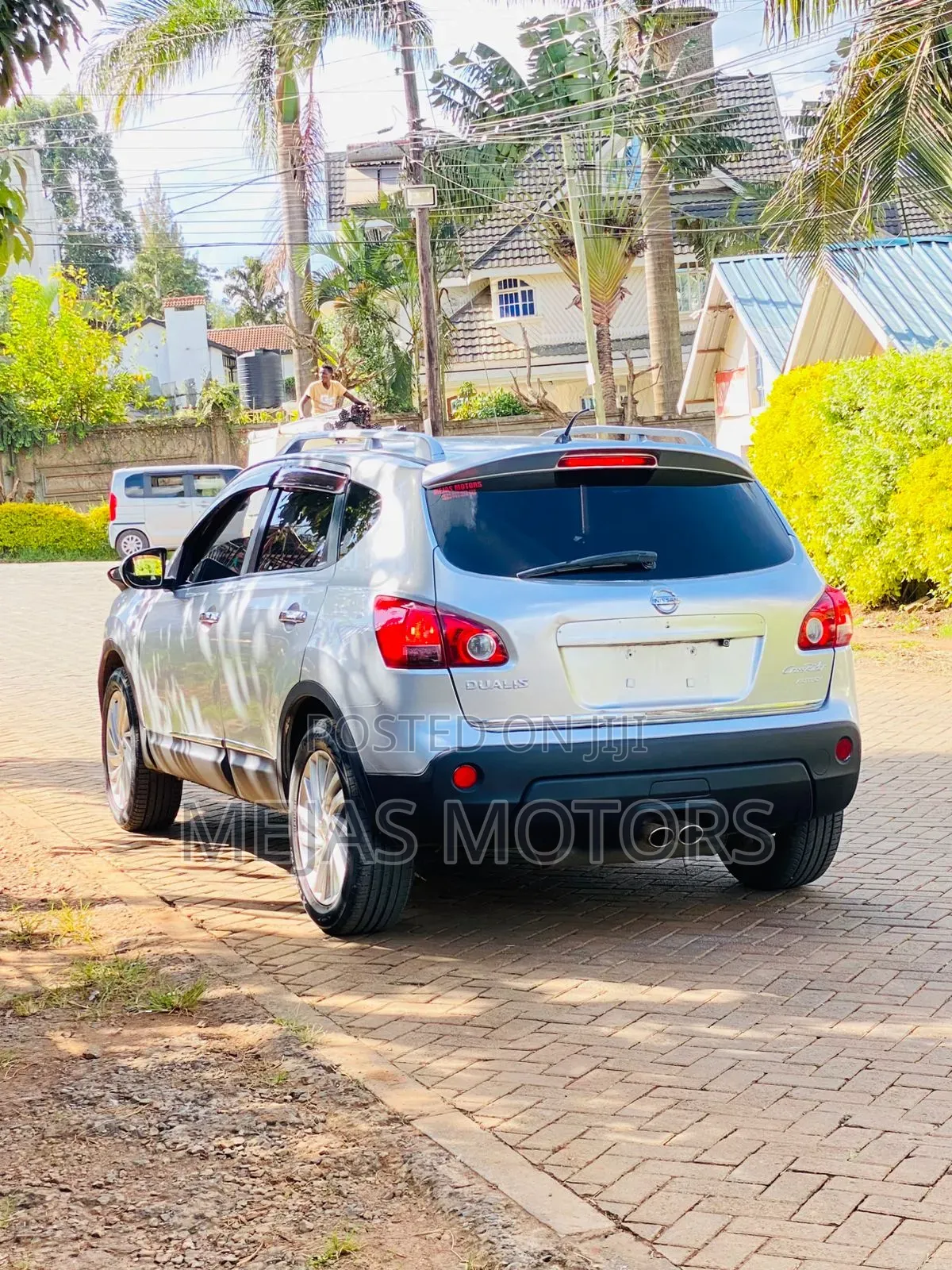 Nissan Dualis 2012 Silver