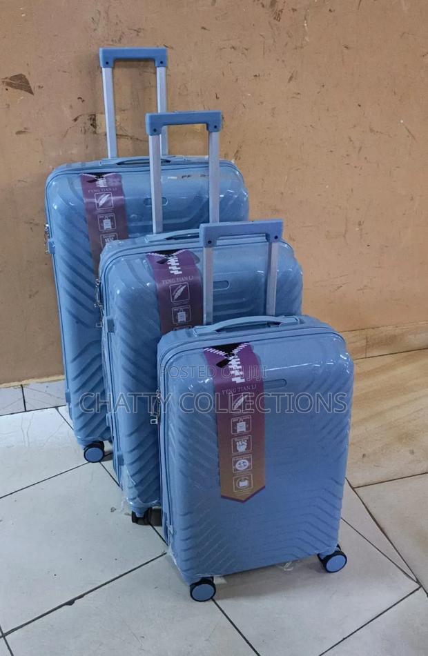 Blue 3 in 1 Unbreakable Rubber Pp Suitcases Size 2 - thumbnail 3