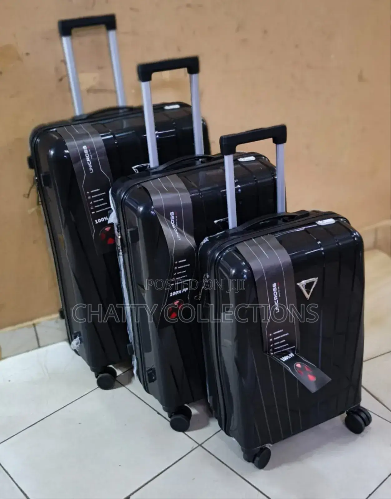 Black 3 in 1 Unbreakable Rubber Pp Suitcases Size 2