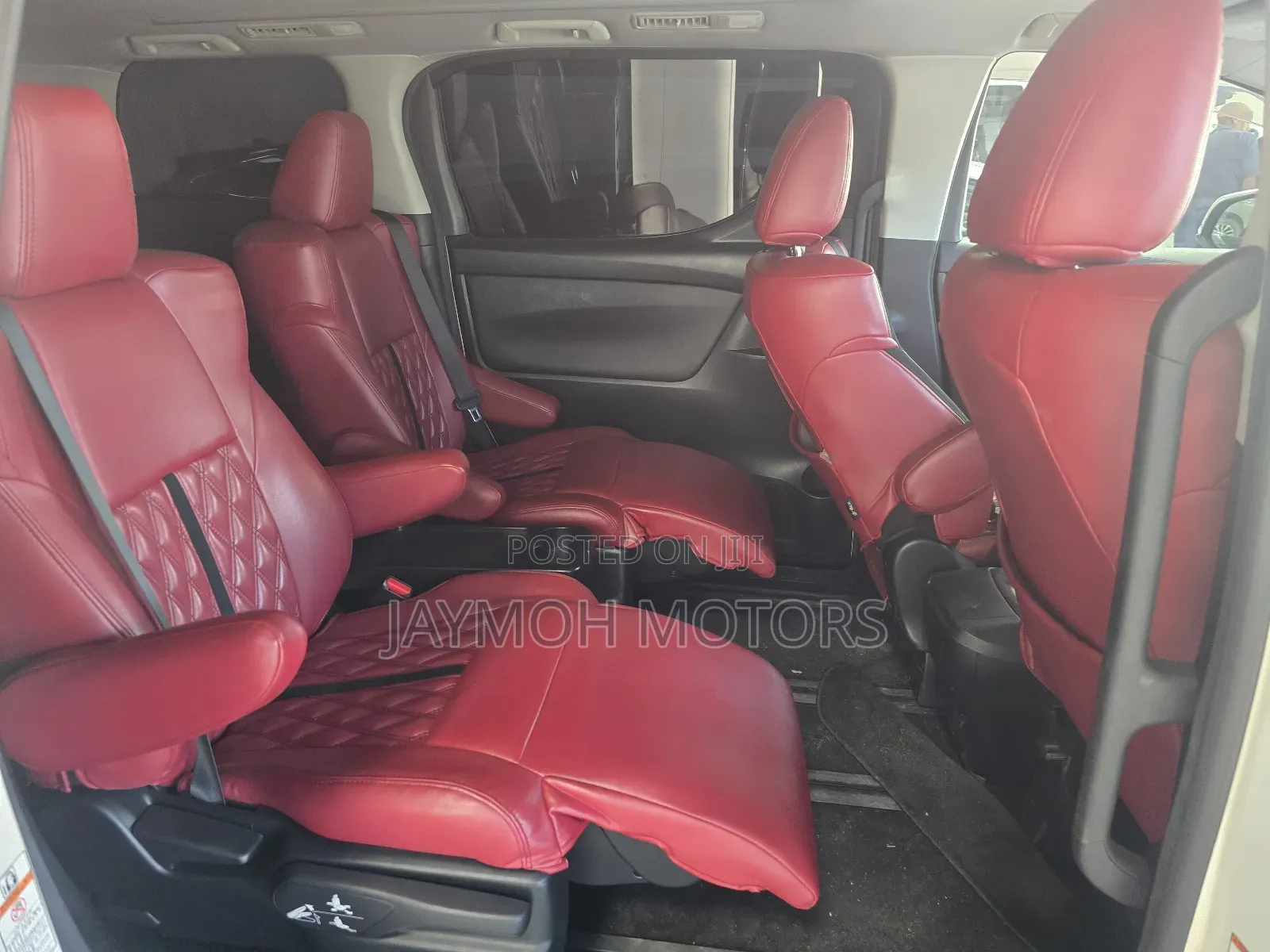Toyota Alphard 2019 Pearl