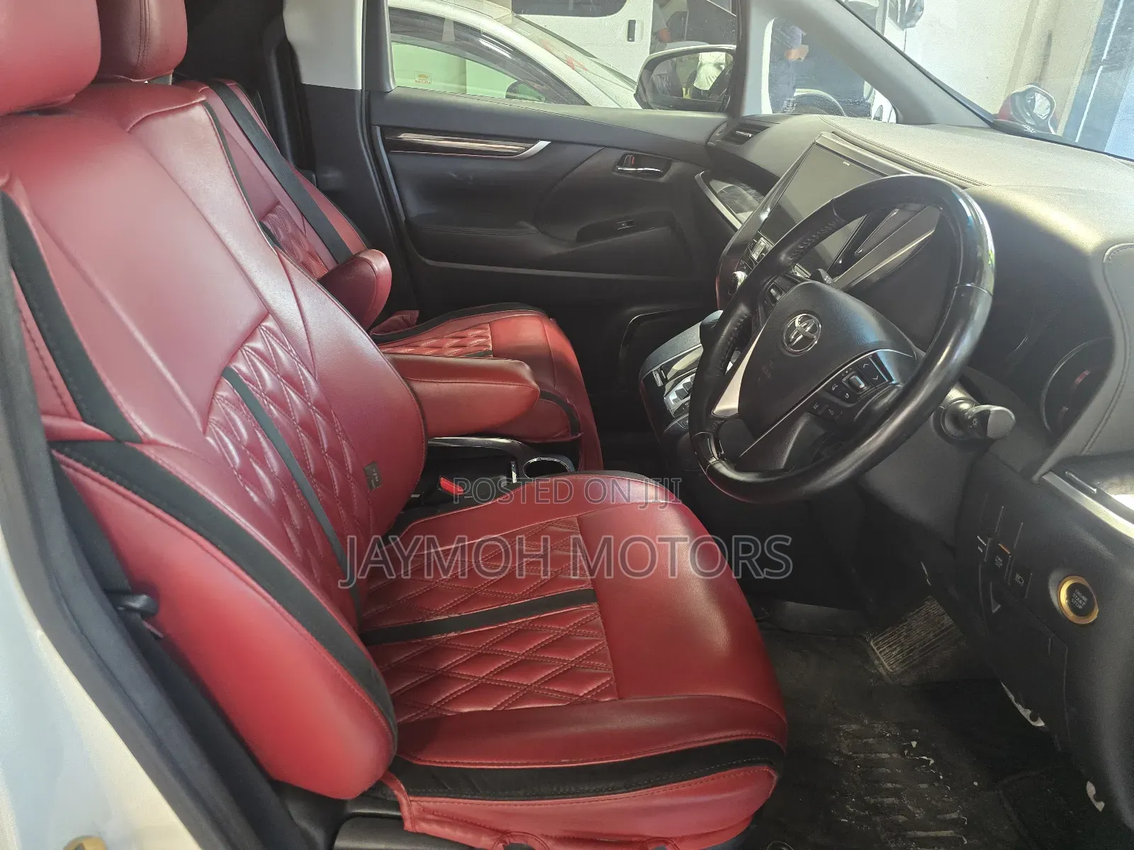 Toyota Alphard 2019 Pearl