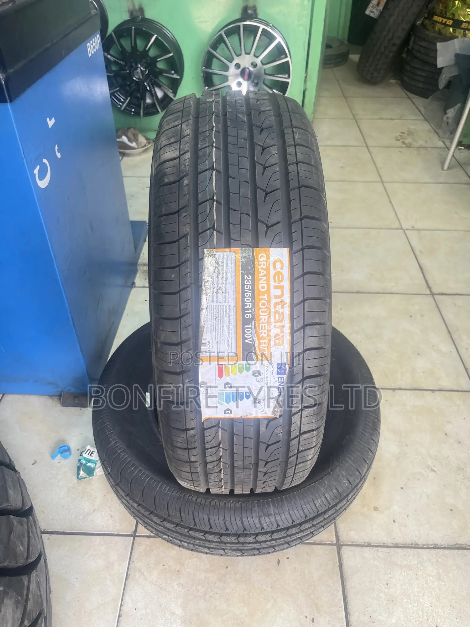 235/60r16 Centara