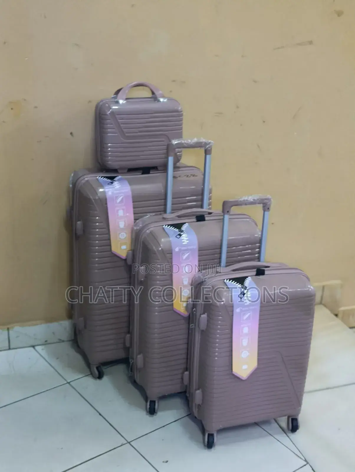 Peach 4 in 1 Luxurious Unbreakable Suitcase Size 3