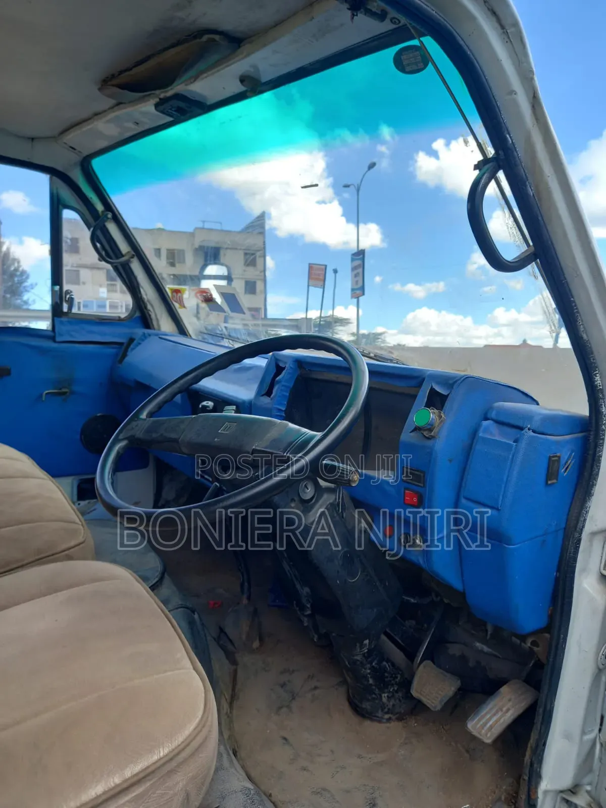 Isuzu Elf Cover Body