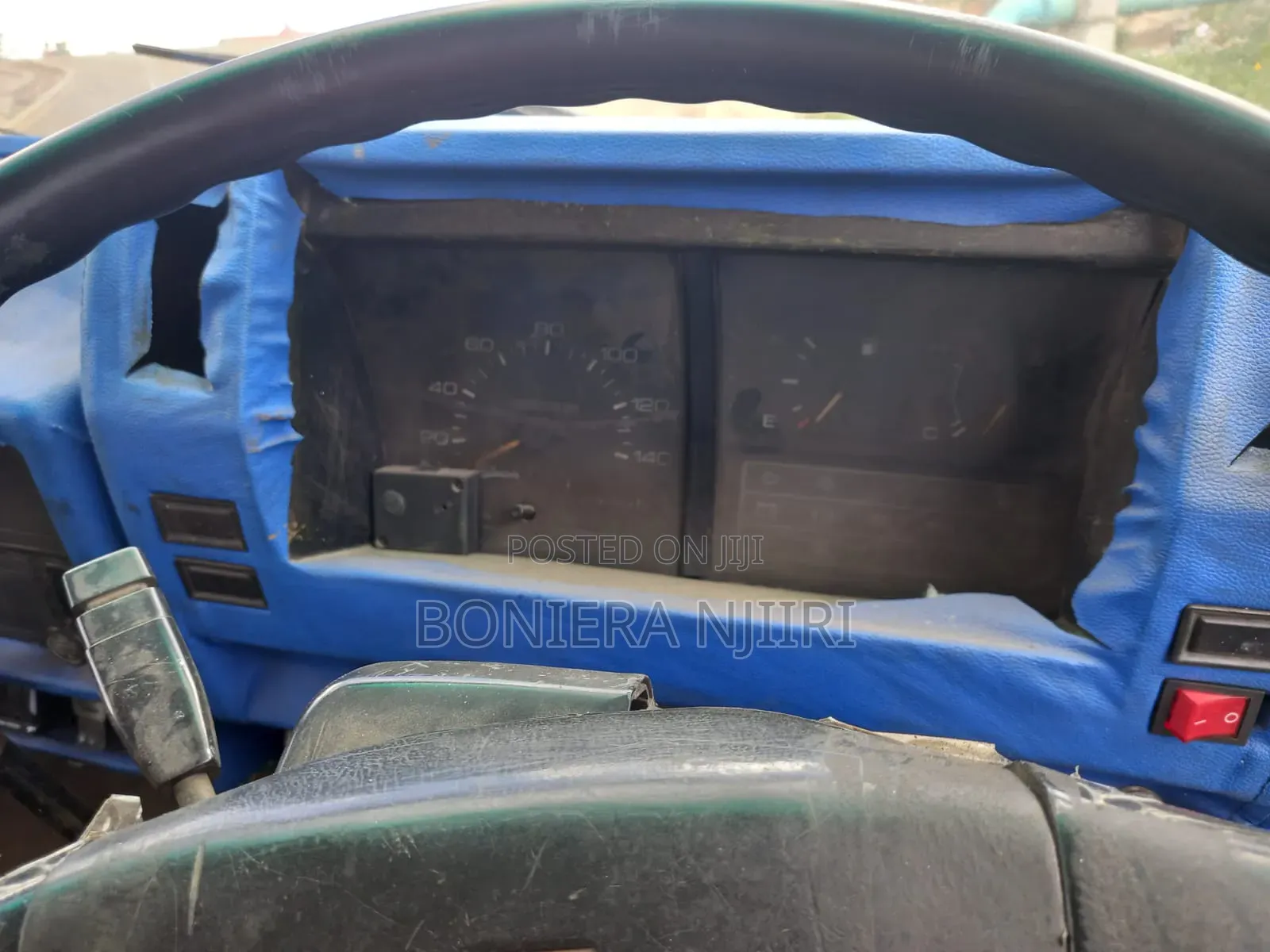 Isuzu Elf Cover Body