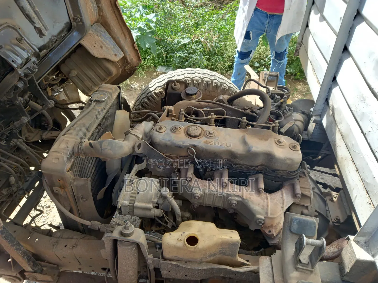 Isuzu Elf Cover Body