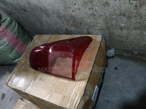 Hilux Revo Tailight Len's - main view
