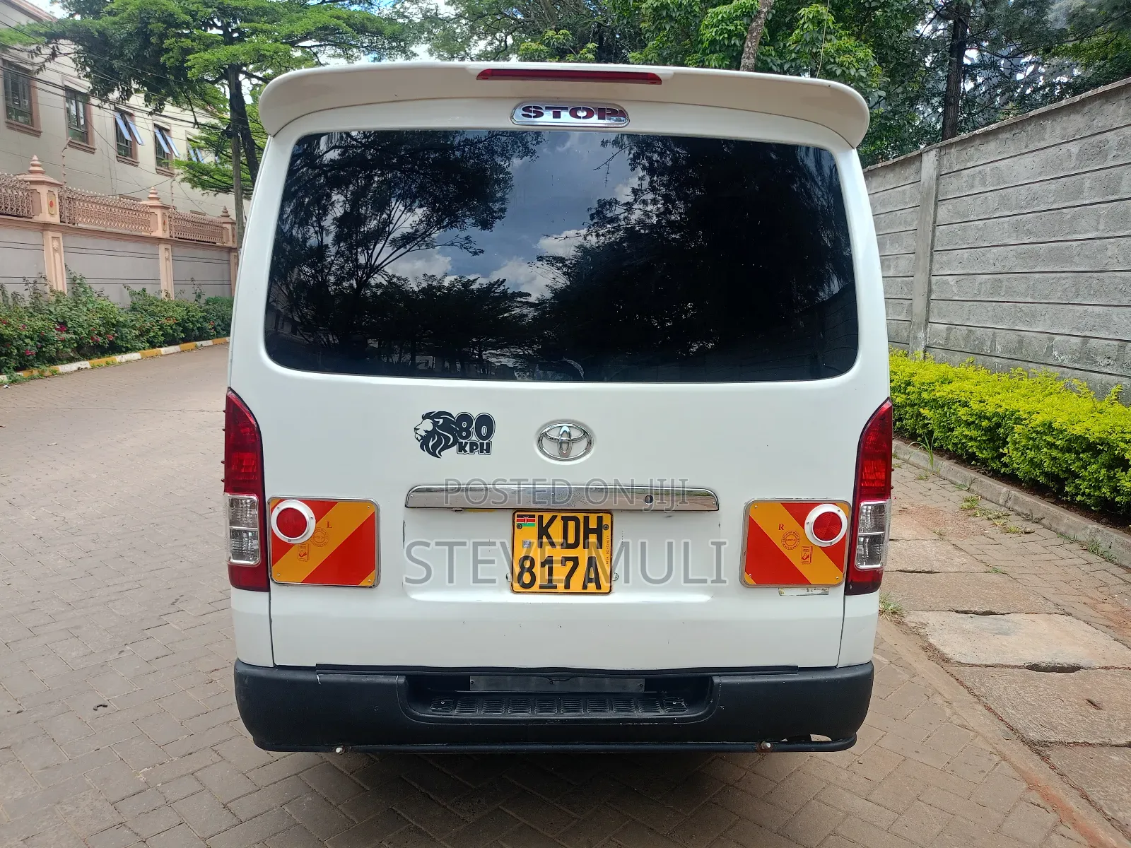 Toyota HiAce 2014 White