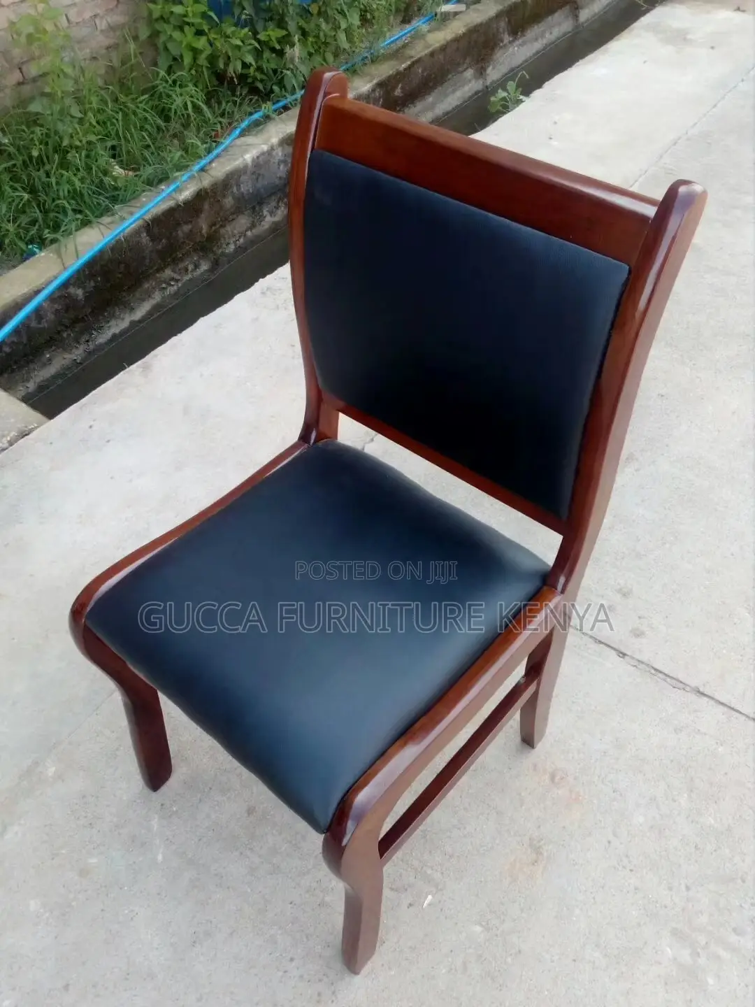 Professional Mid-Back Boardroom Office Chair
