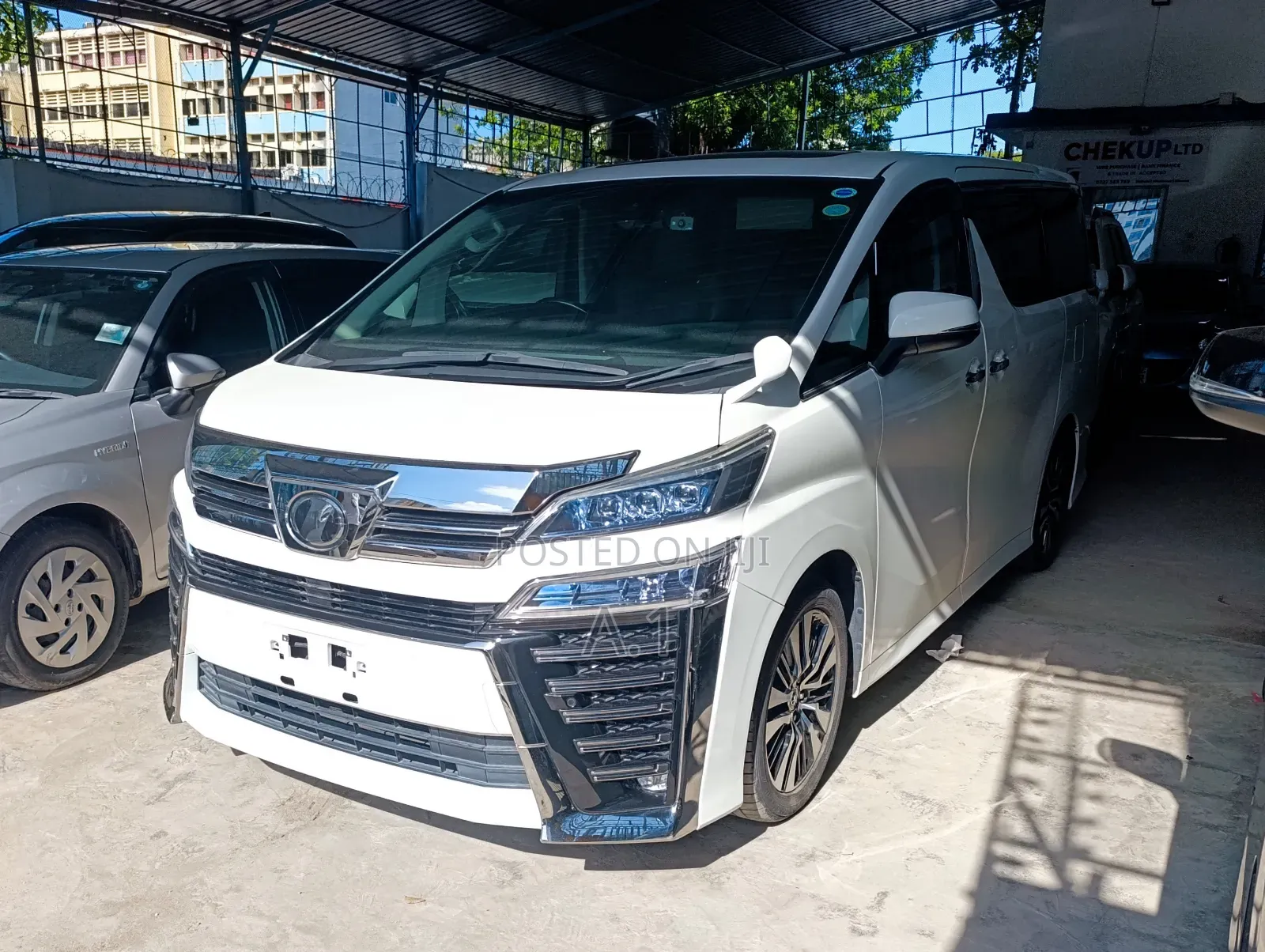 Toyota Vellfire 2019 White