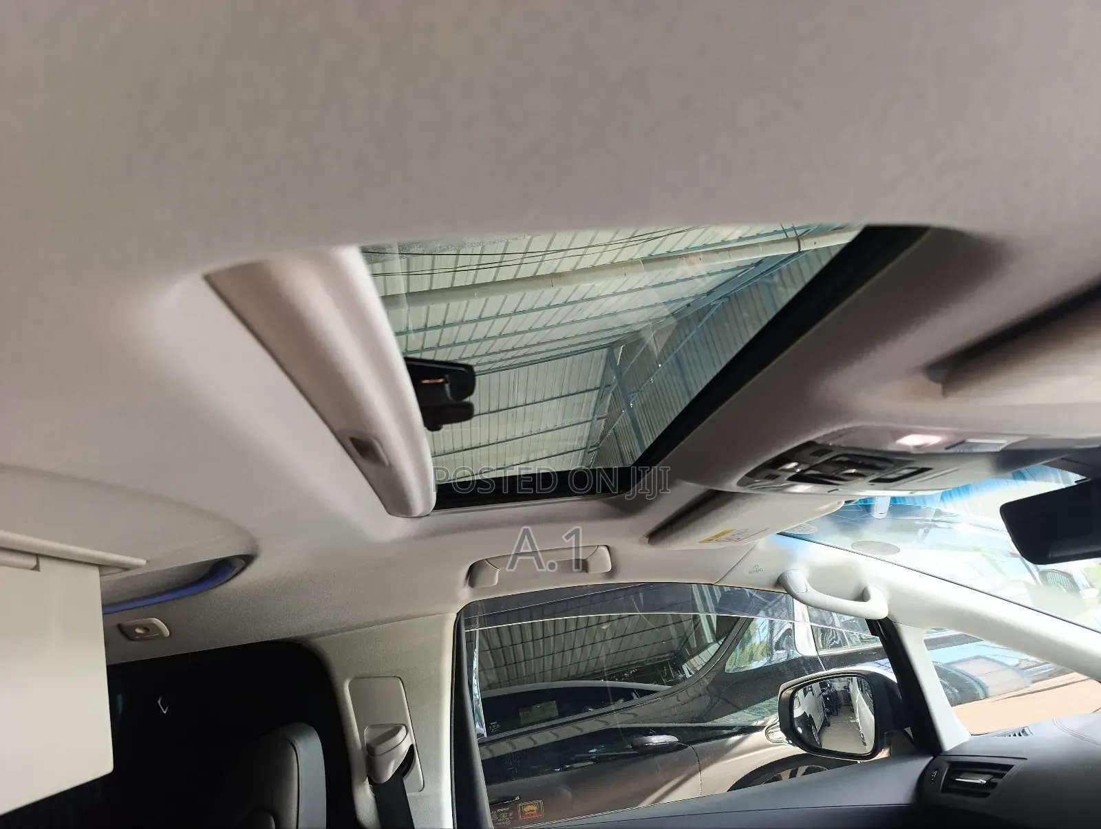 Toyota Vellfire 2019 White