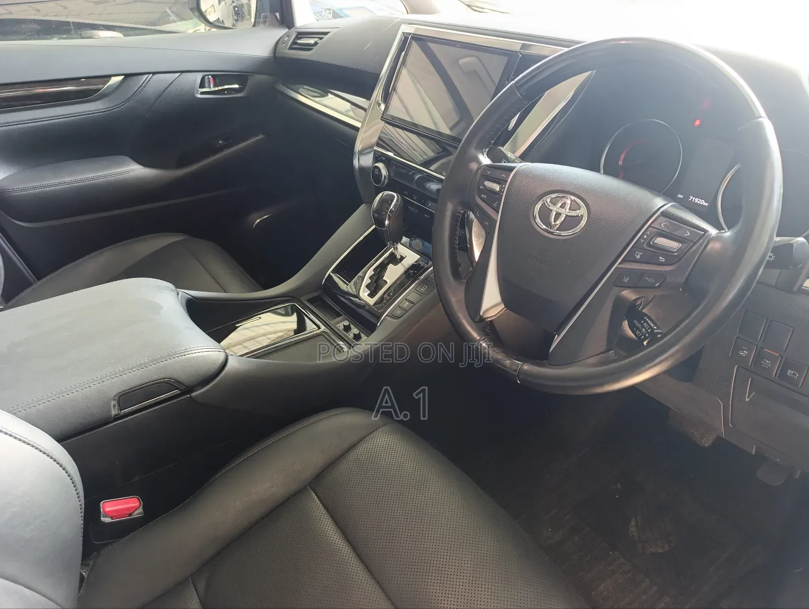 Toyota Vellfire 2019 White