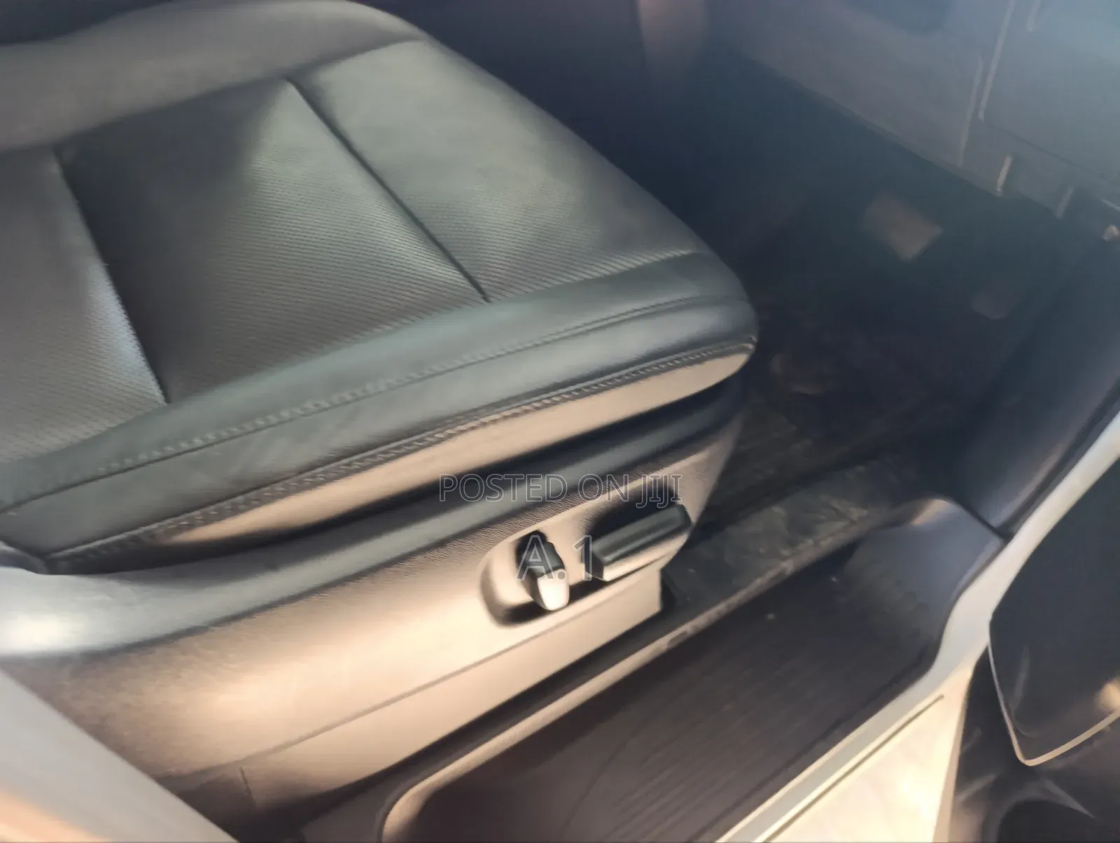 Toyota Vellfire 2019 White