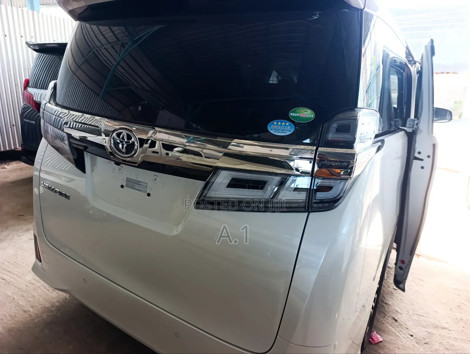 Toyota Vellfire 2019 White