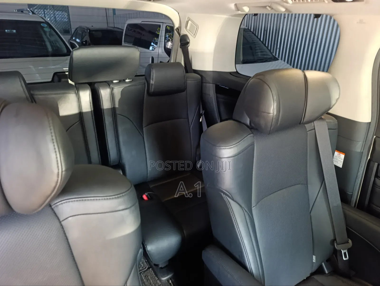 Toyota Vellfire 2019 White